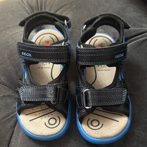 Geox Kids' Black and Blue Open-Toe Sandals with Velcro Size 10T - BRAND NEW